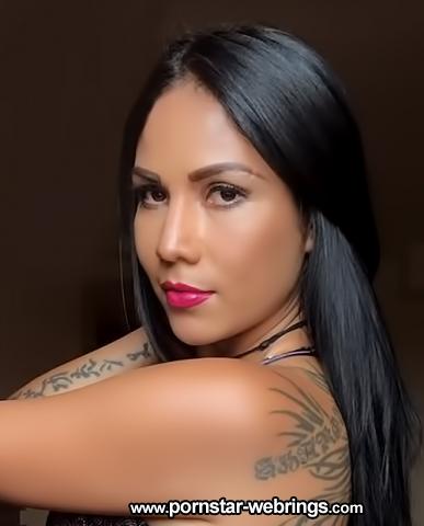 Alizee Sanzeth - Sexy Mexican Webcam Girl